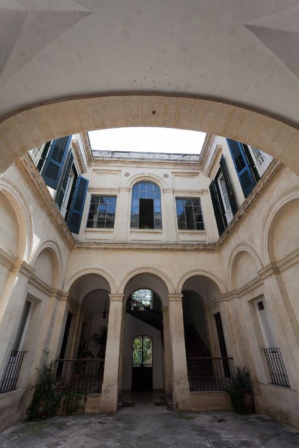 Palazzo Pio Apartment Lecce Ngoại thất bức ảnh